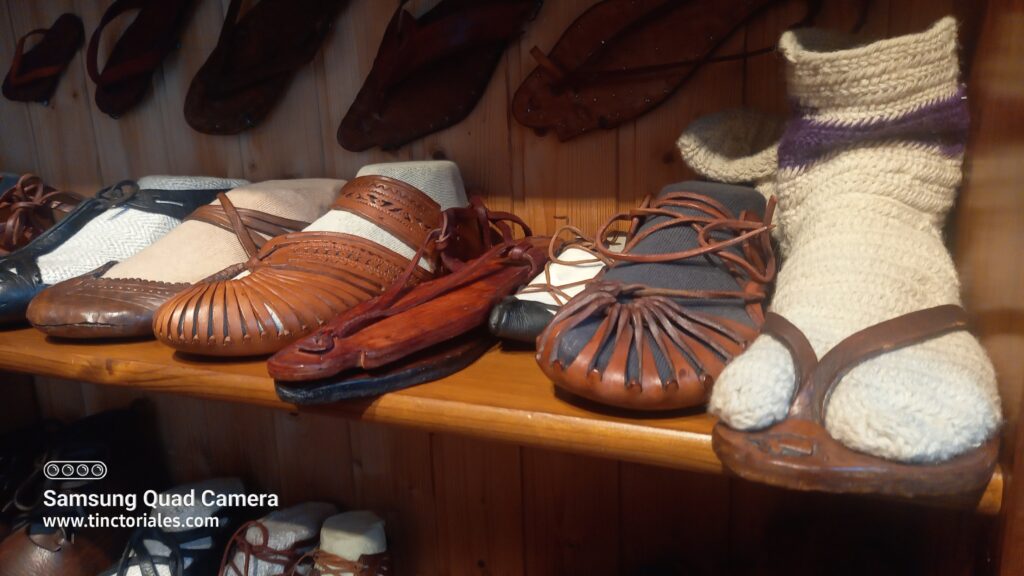 Algunos zapatos del Museo de los Zapatos de Lausanne, Suiza